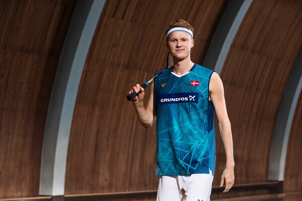 在体育和商 在体育和商